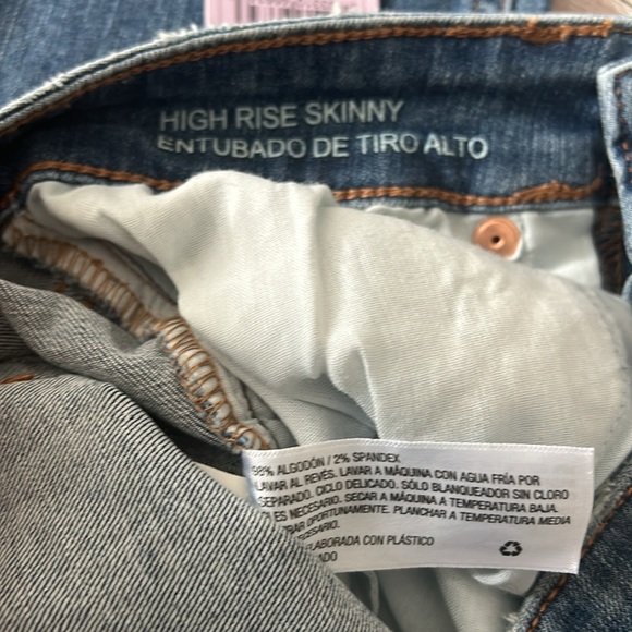 Wild Fable High Rise Skinny Medium Wash Distressed Jeans - Picture 8 of 12